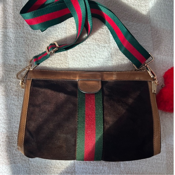 Authentic: Vintage Gucci Sherry Line Clutch converted to bag - Picture 3 of 12